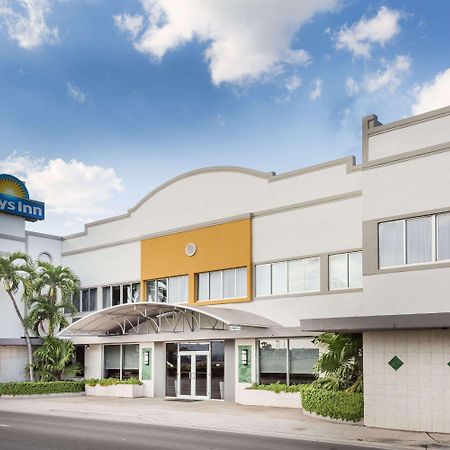 Days Inn By Wyndham Miami Airport North Майами-Спрингс Экстерьер фото